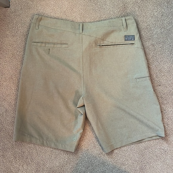 Volcom Mens Hybrid Shorts. Size 34. - Picture 4 of 4